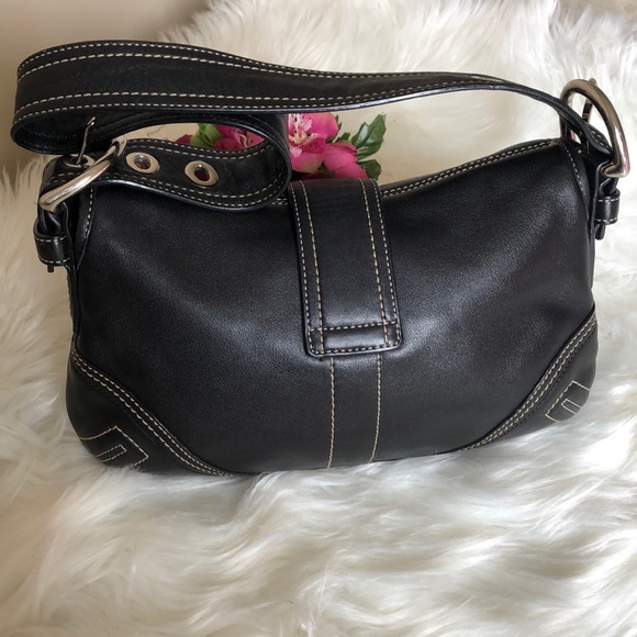 Coach Authentic Shoulder Bag - Picture 2 of 7